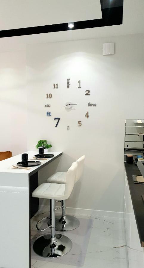 Vip Room 2+2 Konin  Exterior foto